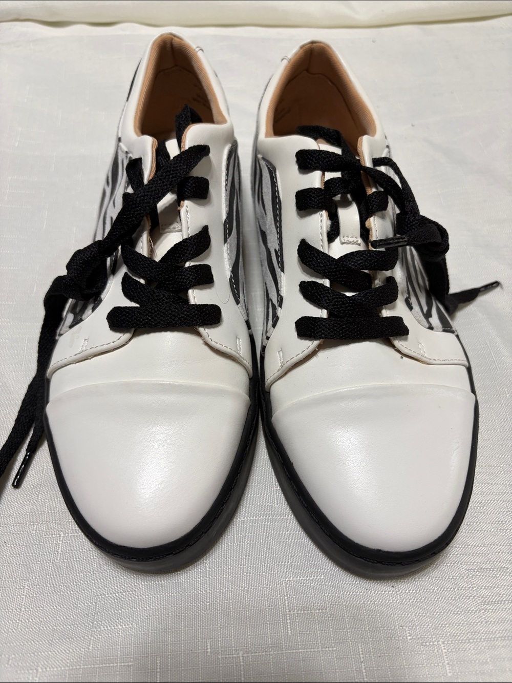 Journee Collection White and Black Low-Top Sneakers